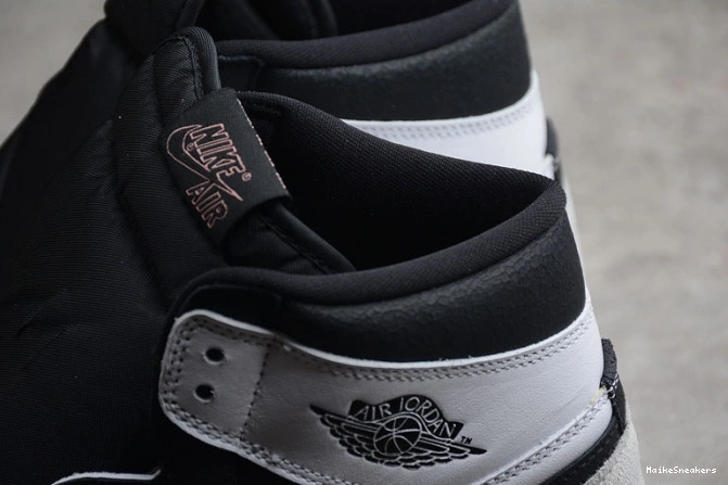 MaikeSneakers 555088-108 Haze High Jordan Air 1 OG Stage 0801